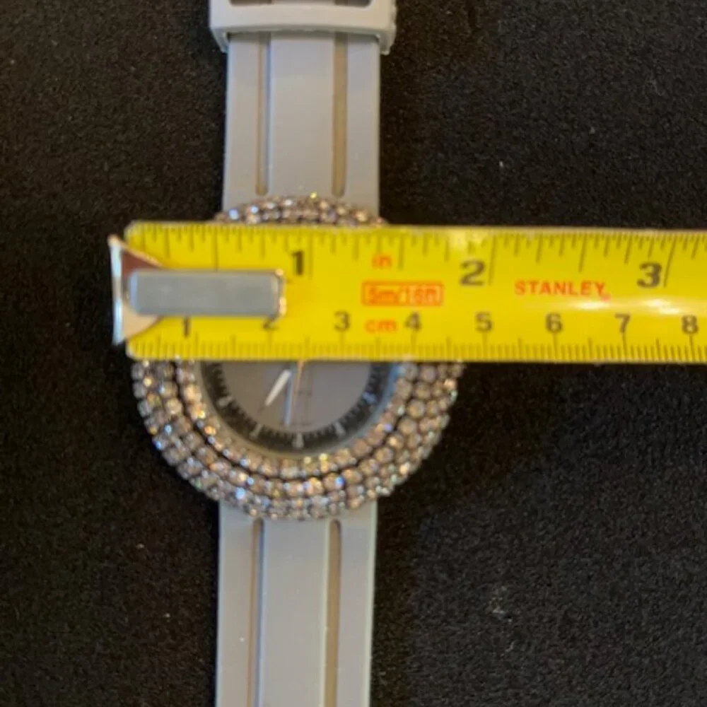 GENEVA | Gray Silicone Adjustable Band wristwatch Gray Dial Crystal accents-NEW